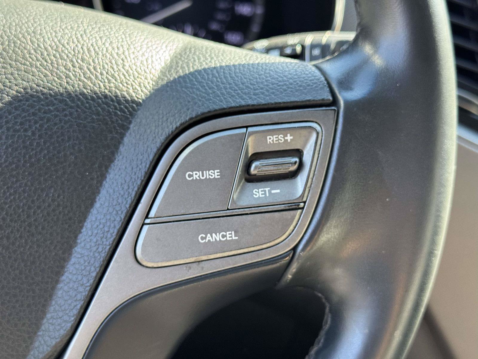 Used 2017 Hyundai Santa Fe Sport AWD/4WD image 19