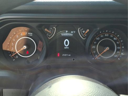 Used 2024 Jeep Wrangler Unlimited Sport AWD/4WD image 16