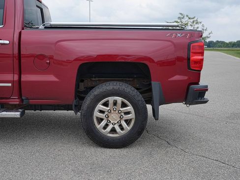 Used 2018 Chevrolet Silverado 3500 High Country AWD/4WD image 12