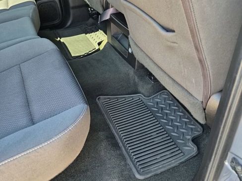 Used 2016 Chevrolet Silverado 2500 LT w/ LT Convenience Package image 32