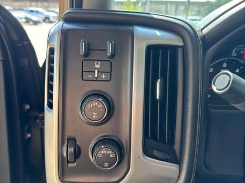 Used 2017 GMC Sierra 2500 SLE w/ Suspension Package, Off-Road image 17