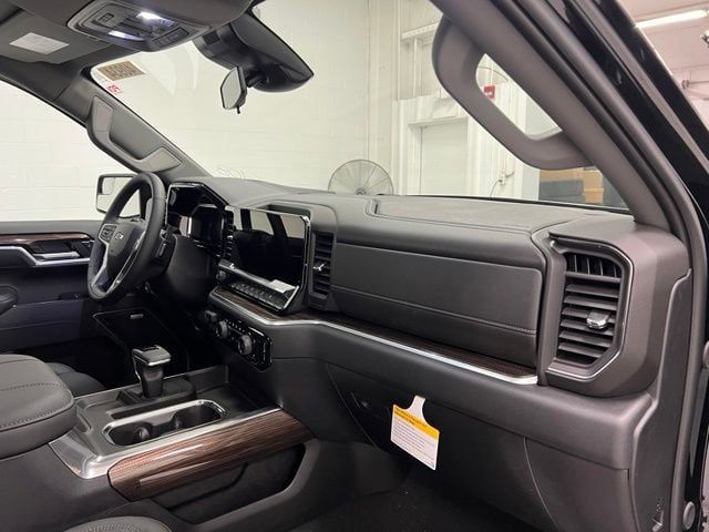 New 2026 Chevrolet Silverado 1500 RST AWD/4WD image 25