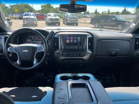 Used 2019 Chevrolet Silverado 2500 LT AWD/4WD image 17