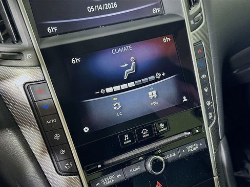 Used 2016 INFINITI Q50 Premium RWD image 25