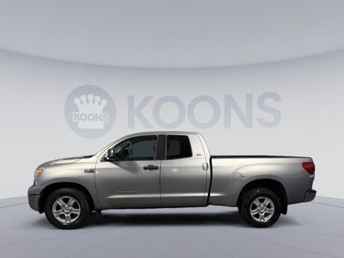 Used 2008 Toyota Tundra SR5 AWD/4WD image 2