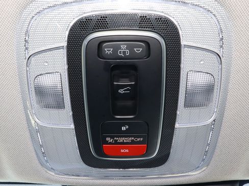 Used 2024 Hyundai Elantra Limited FWD image 23