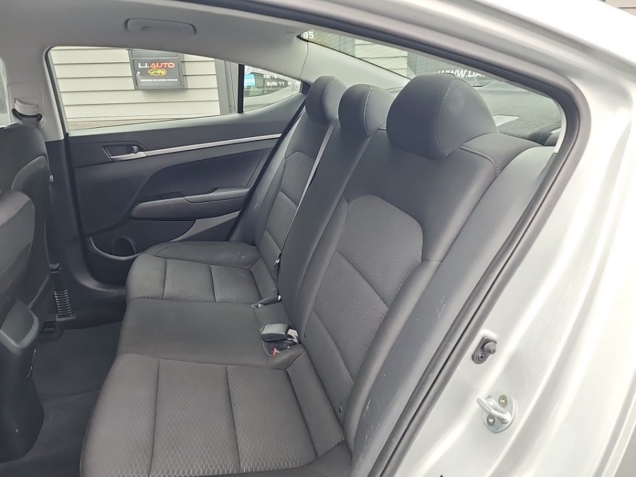 Used 2019 Hyundai Elantra SE w/ Cargo Package FWD image 31