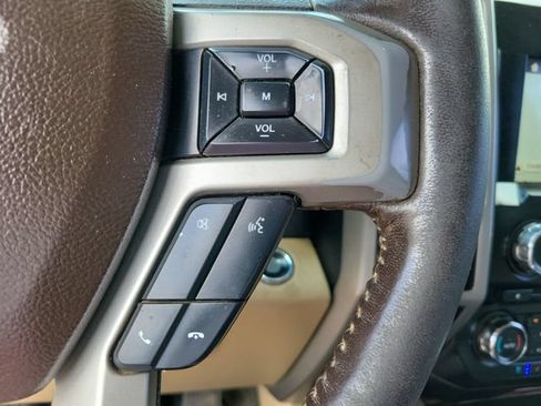 Used 2018 Ford F150 Lariat w/ Equipment Group 501A Mid AWD/4WD image 29