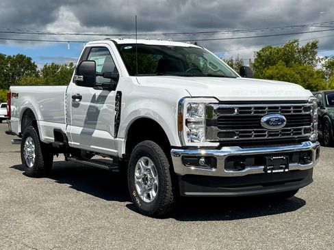 New 2026 Ford F350 XLT w/ FX4 Off-Road Package image 1