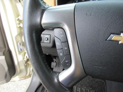 Used 2014 Chevrolet Traverse LTZ image 18