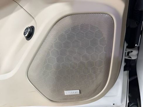 Used 2018 GMC Acadia Denali w/ Technology Package image 10