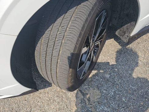 Used 2025 Hyundai Sonata SEL FWD image 32