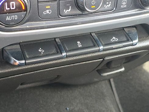 Used 2018 GMC Sierra 1500 SLT w/ SLT Premium Package image 27