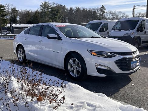 Used 2024 Chevrolet Malibu LT FWD image 16