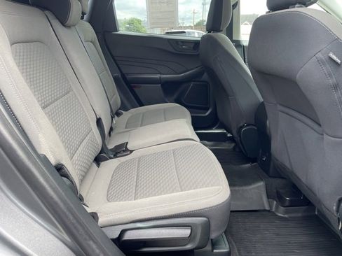 Used 2022 Ford Escape SE image 31