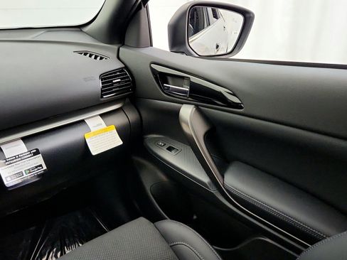 Used 2025 Mitsubishi Eclipse Cross AWD image 26