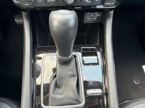 Used 2025 Jeep Compass Limited AWD/4WD image 25