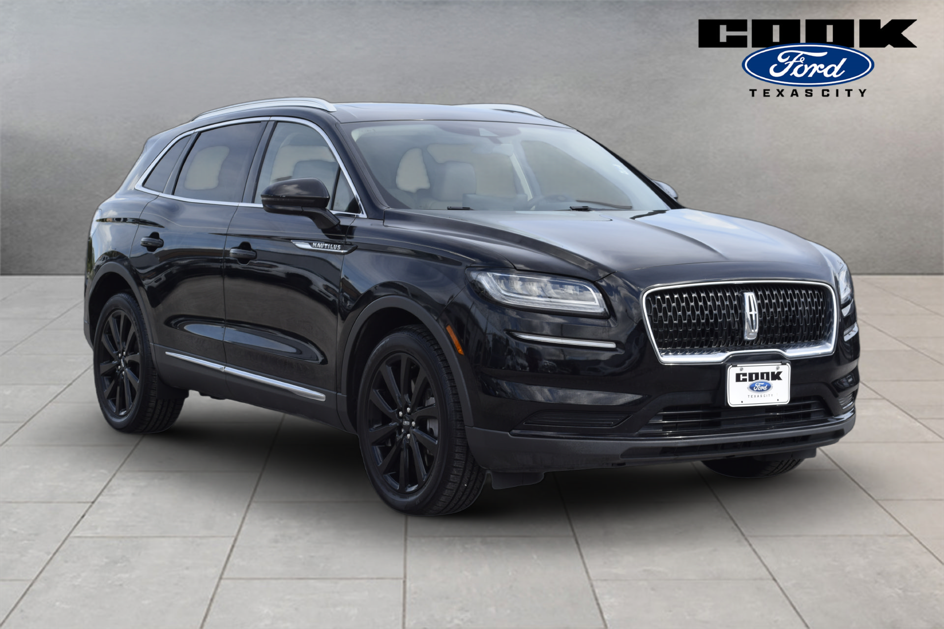 Used 2023 Lincoln Nautilus Reserve w/ Monochromatic Package AWD/4WD image 2