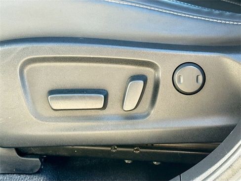 Used 2018 Lexus RX 350L AWD image 27