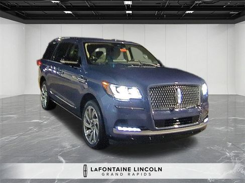 Certified 2023 Lincoln Navigator Reserve image 7