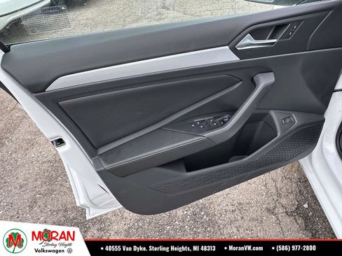 Used 2026 Volkswagen Jetta Sport FWD image 11