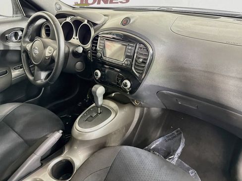 Used 2016 Nissan Juke SV AWD/4WD image 30