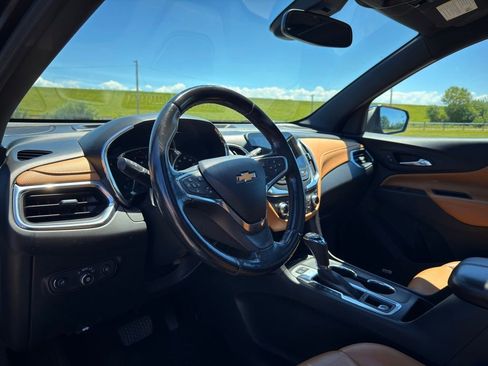 Used 2020 Chevrolet Equinox Premier AWD/4WD image 26