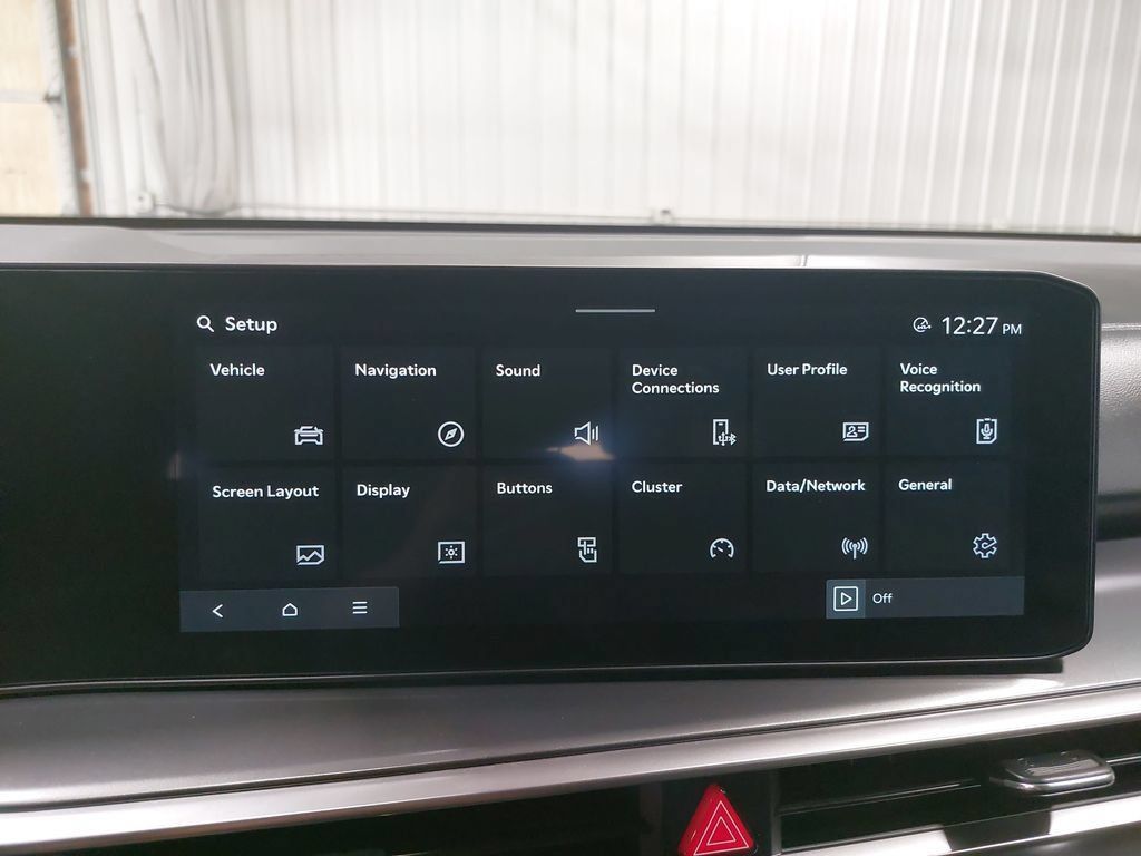 Used 2025 Kia Sorento S w/ Panoramic Sunroof Package FWD image 9