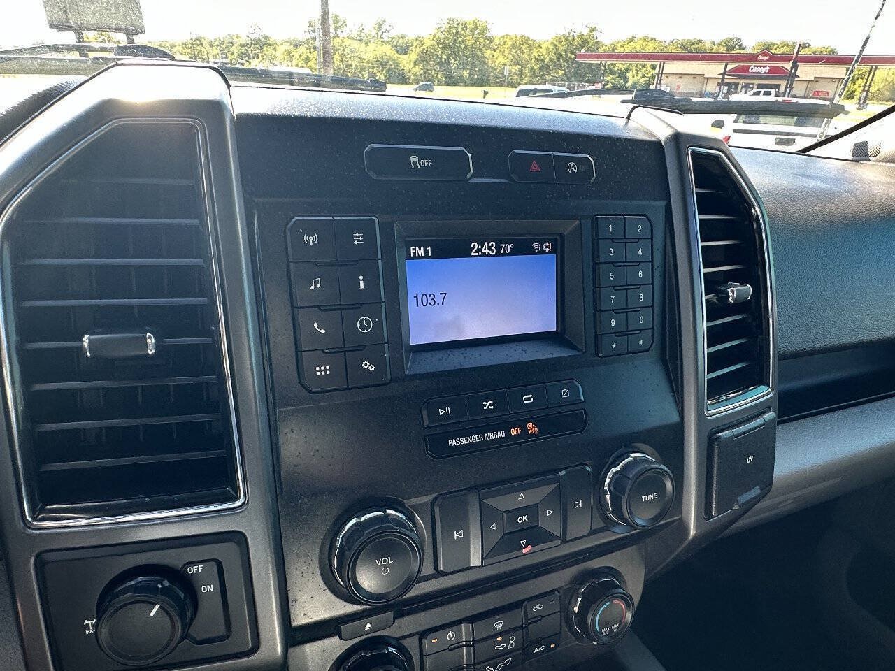 Used 2018 Ford F150 XLT RWD image 11
