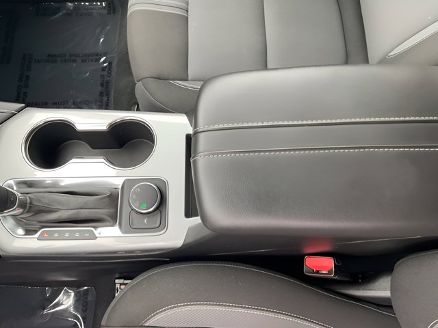 Used 2025 Chevrolet Blazer LT AWD/4WD image 19