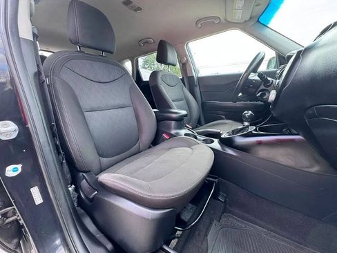 Used 2017 Kia Soul w/ Convenience Package FWD image 13