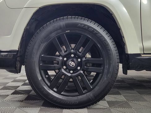 Used 2021 Toyota 4Runner Nightshade AWD/4WD image 20