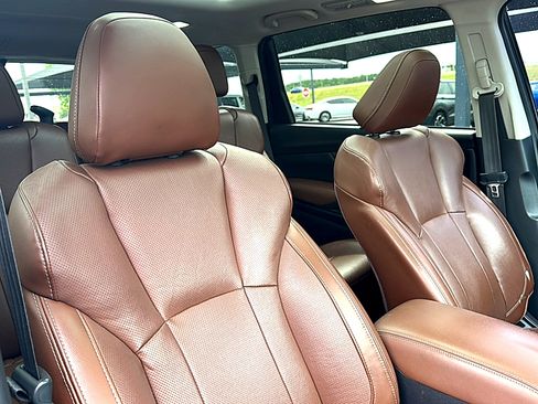 Used 2019 Subaru Ascent Touring w/ Popular Package #3 AWD/4WD image 26