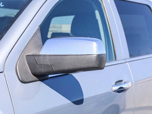 Used 2016 GMC Sierra 1500 SLT w/ SLT Premium Package image 17