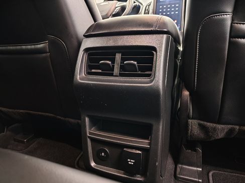 Used 2023 Ford Edge SEL w/ Convenience Package AWD/4WD image 32