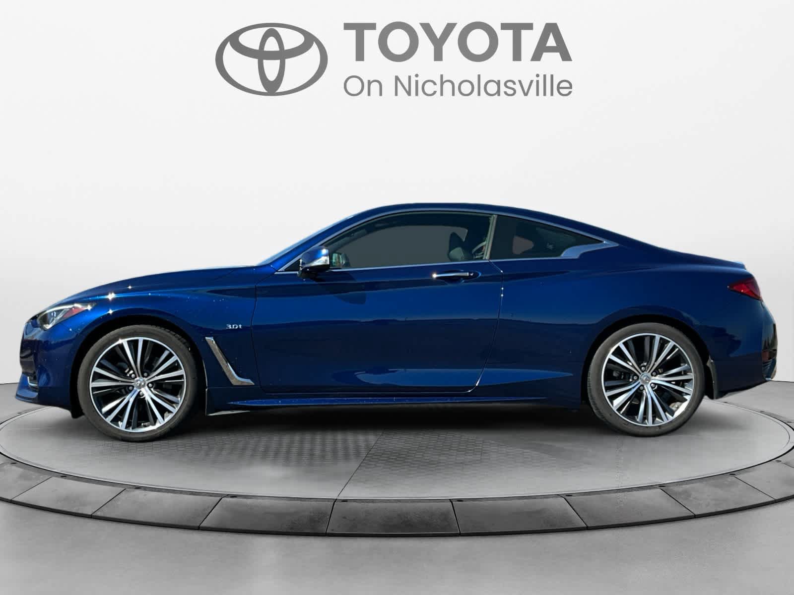 Used 2019 INFINITI Q60 3.0t Luxe w/ Essential Package AWD/4WD image 2