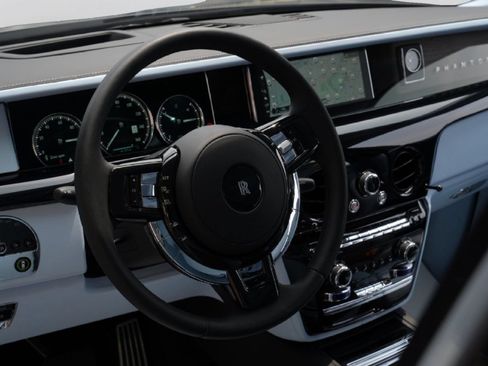 Certified 2024 Rolls-Royce Phantom Sedan w/ The Phantom Package RWD image 17