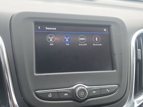 Used 2020 Chevrolet Equinox LT image 28