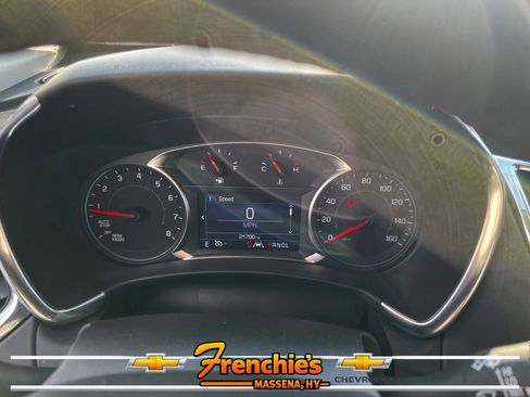 Used 2023 Chevrolet Equinox LT AWD/4WD image 15