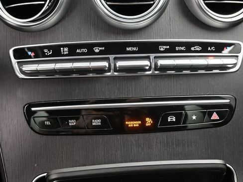 Used 2021 Mercedes-Benz GLC 300 4MATIC image 12