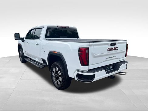 Used 2024 GMC Sierra 2500 Denali w/ Denali Reserve Package AWD/4WD image 3