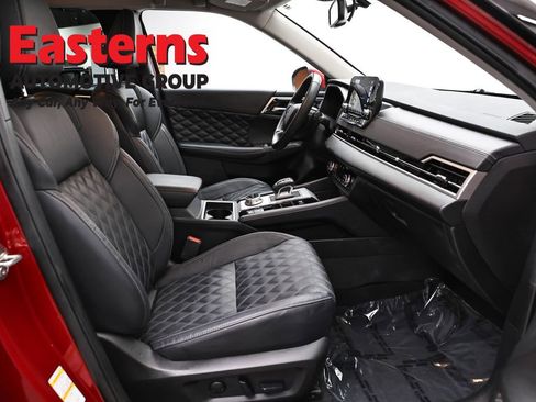 Used 2023 Mitsubishi Outlander SEL AWD/4WD image 25