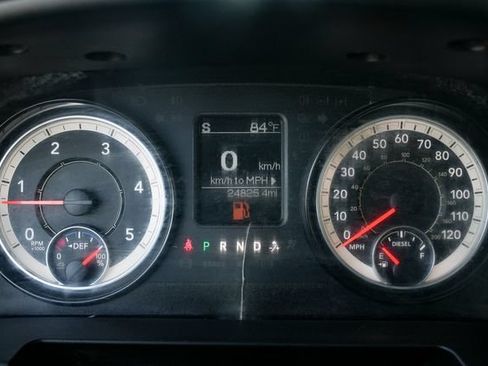 Used 2018 RAM 2500 Tradesman w/ Chrome Appearance Group AWD/4WD image 45