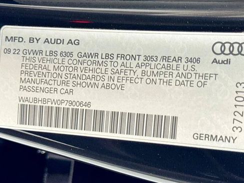 Used 2023 Audi RS e-tron GT w/ Carbon Performance Package AWD/4WD image 30