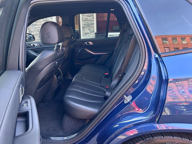 Used 2021 BMW X5 xDrive40i w/ M Sport Package AWD/4WD image 14