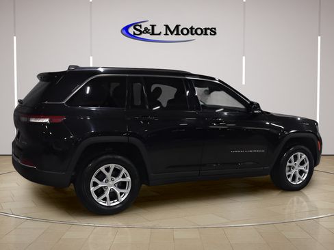 Used 2023 Jeep Grand Cherokee Limited AWD/4WD image 8
