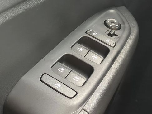 New 2026 Hyundai Venue SE FWD image 23
