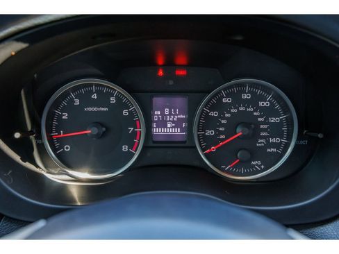 Used 2015 Subaru Crosstrek 2.0i Premium image 21