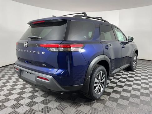 New 2026 Nissan Pathfinder SL FWD image 9