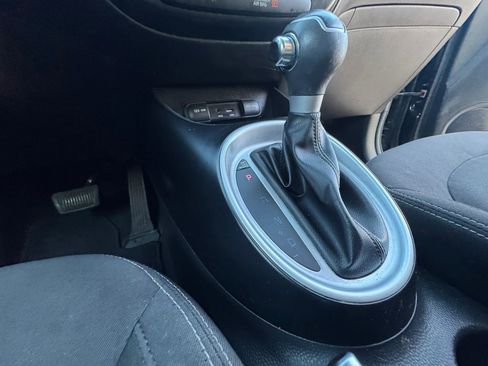 Used 2019 Kia Soul FWD image 20